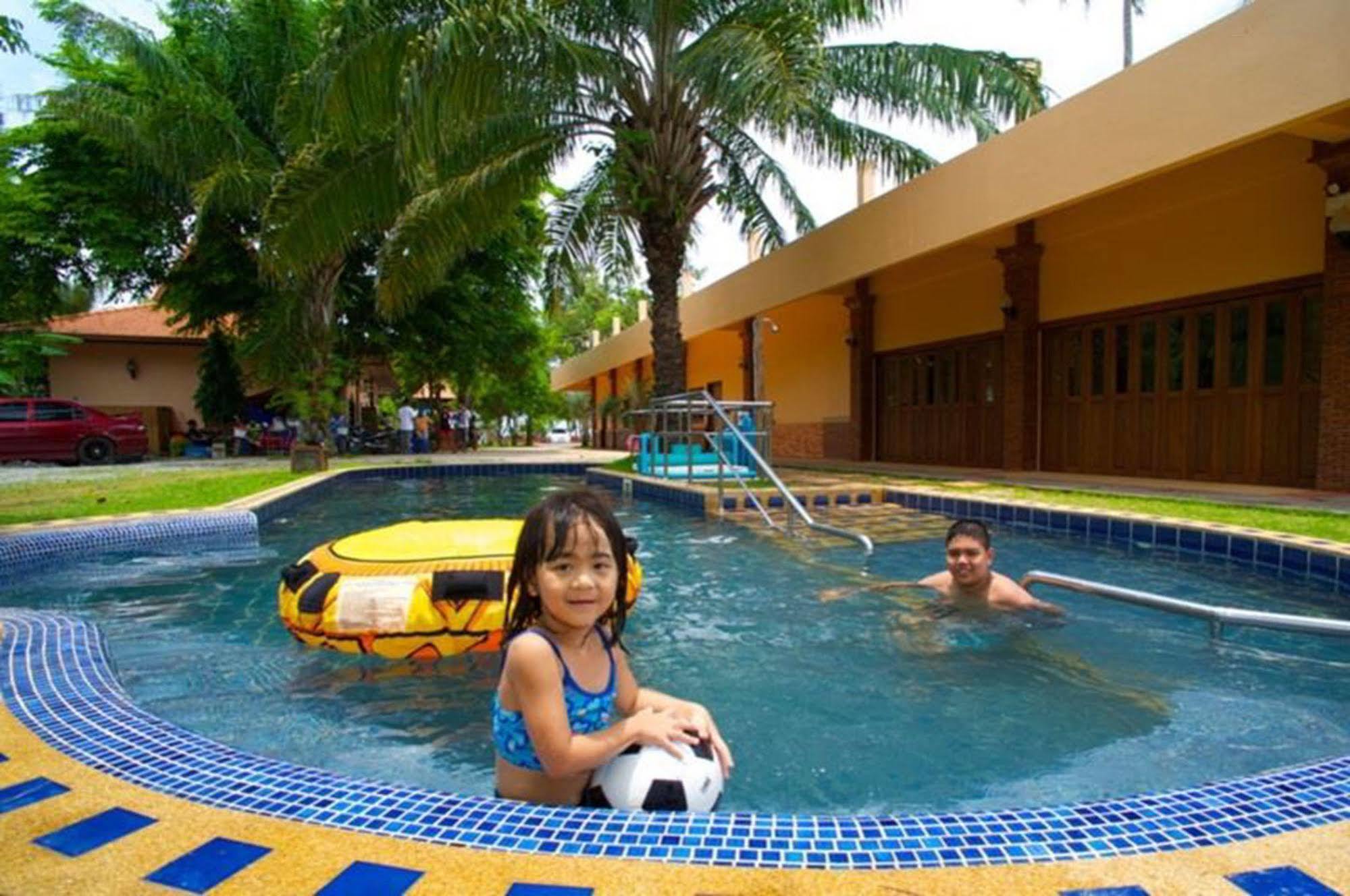 Boom Boom Beach Resort Laem Sing Chanthaburi Luaran gambar