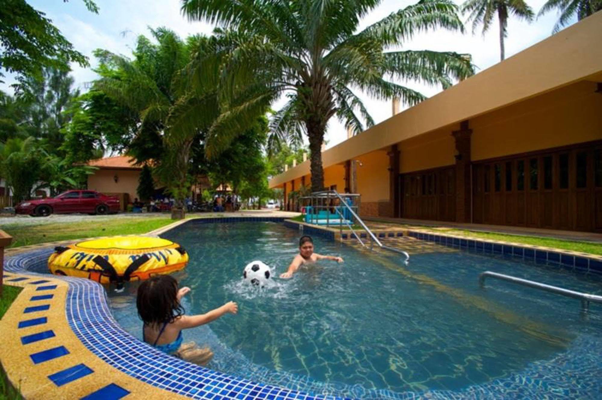 Boom Boom Beach Resort Laem Sing Chanthaburi Luaran gambar
